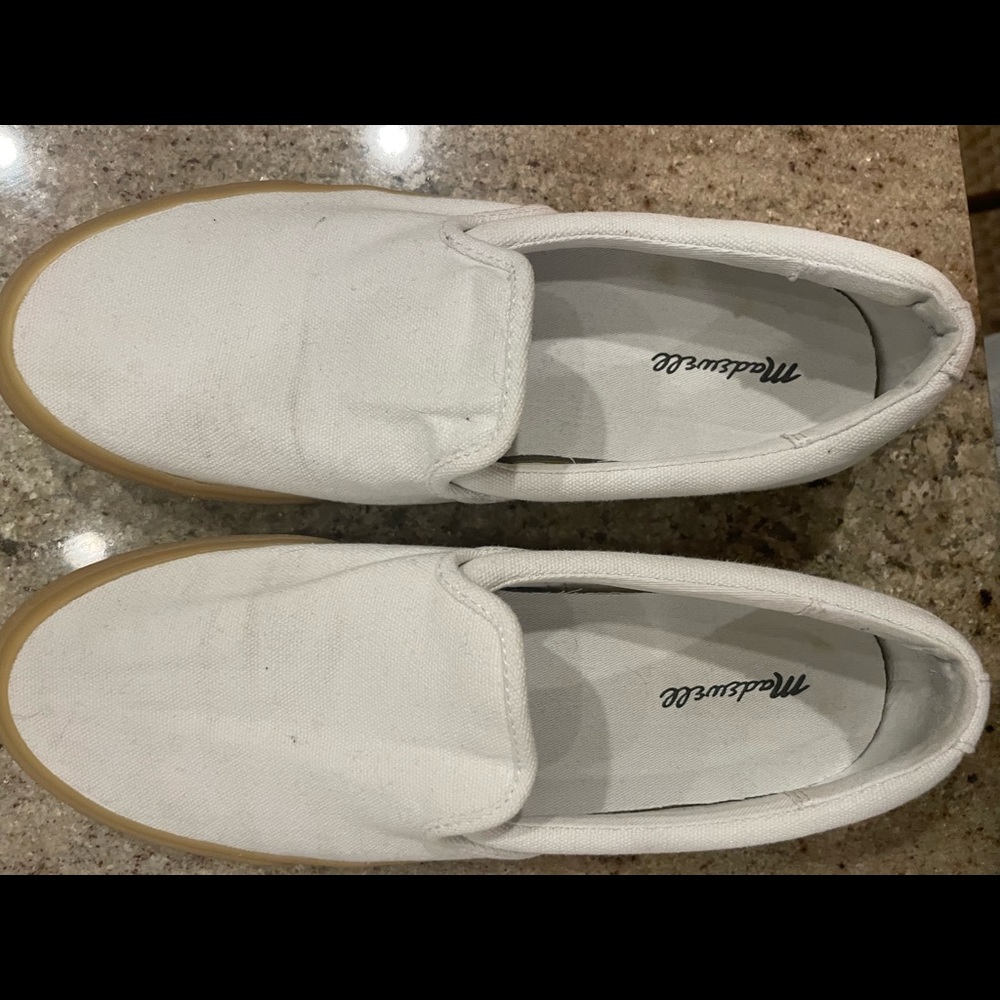 Madewell Womens slip on size 9